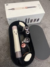 Dyson Airwrap Multi-Styler